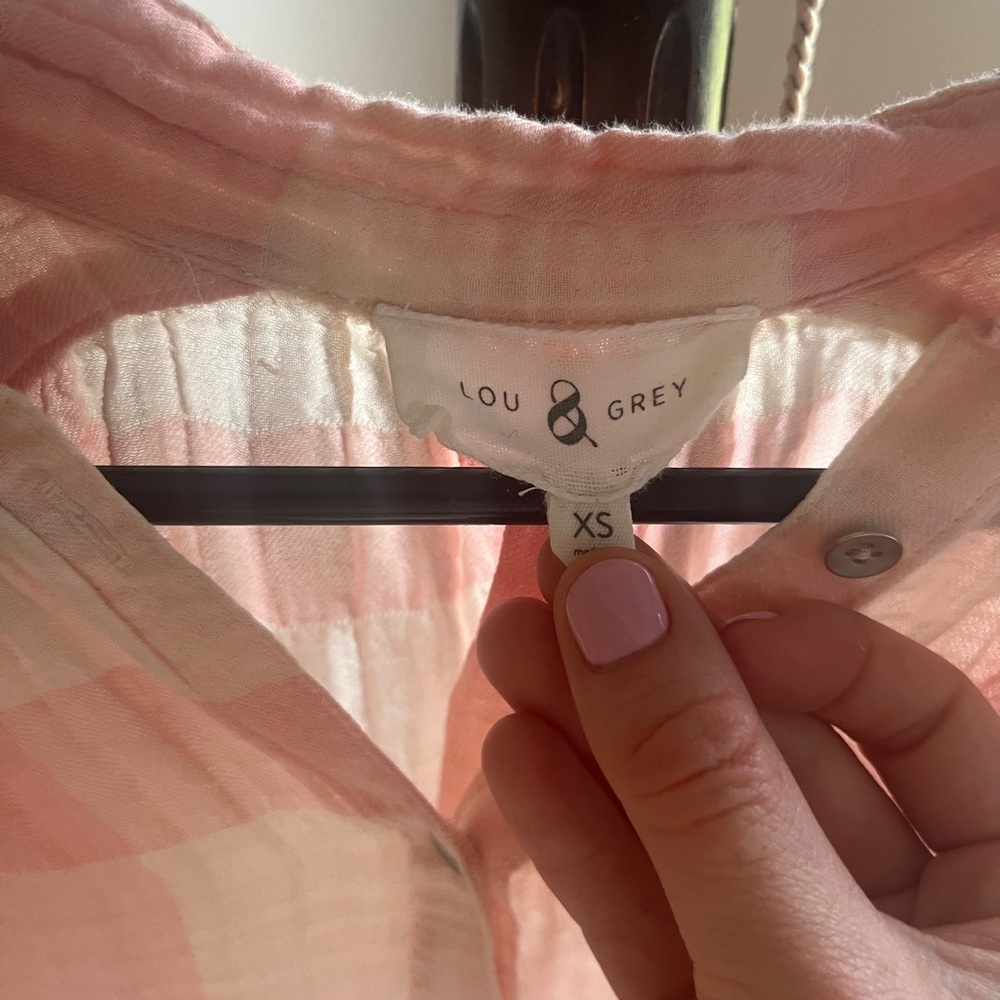 Adorable Top! - Picture 4 of 4
